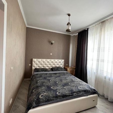 Видовая 1 Ком На Осокорках Κίεβο Εξωτερικό φωτογραφία